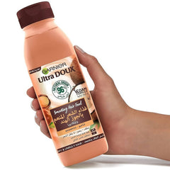 Garnier Ultra Doux Smoothing Coconut and Macadamia Hair Food Shampoo for Dry and Unruly Hair