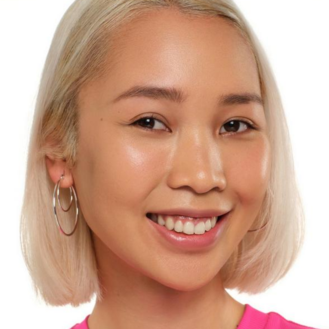 Essence Silky Blur Hydrating Longwear Foundation