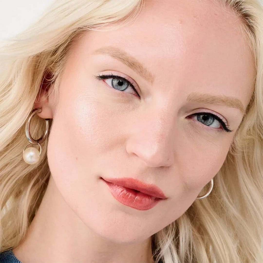 Benefit Ladies Cookie Golden Pearl Highlighter Highlighter - XOXO cosmetics