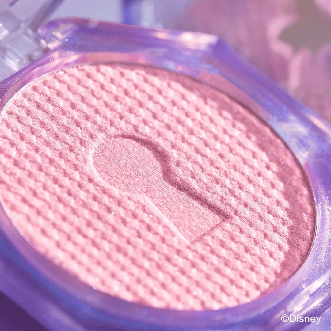 Catrice Disney Alice in Wonderland Diamond Haze Highlighter - C01 Dream Bigger Highlighter - XOXO cosmetics