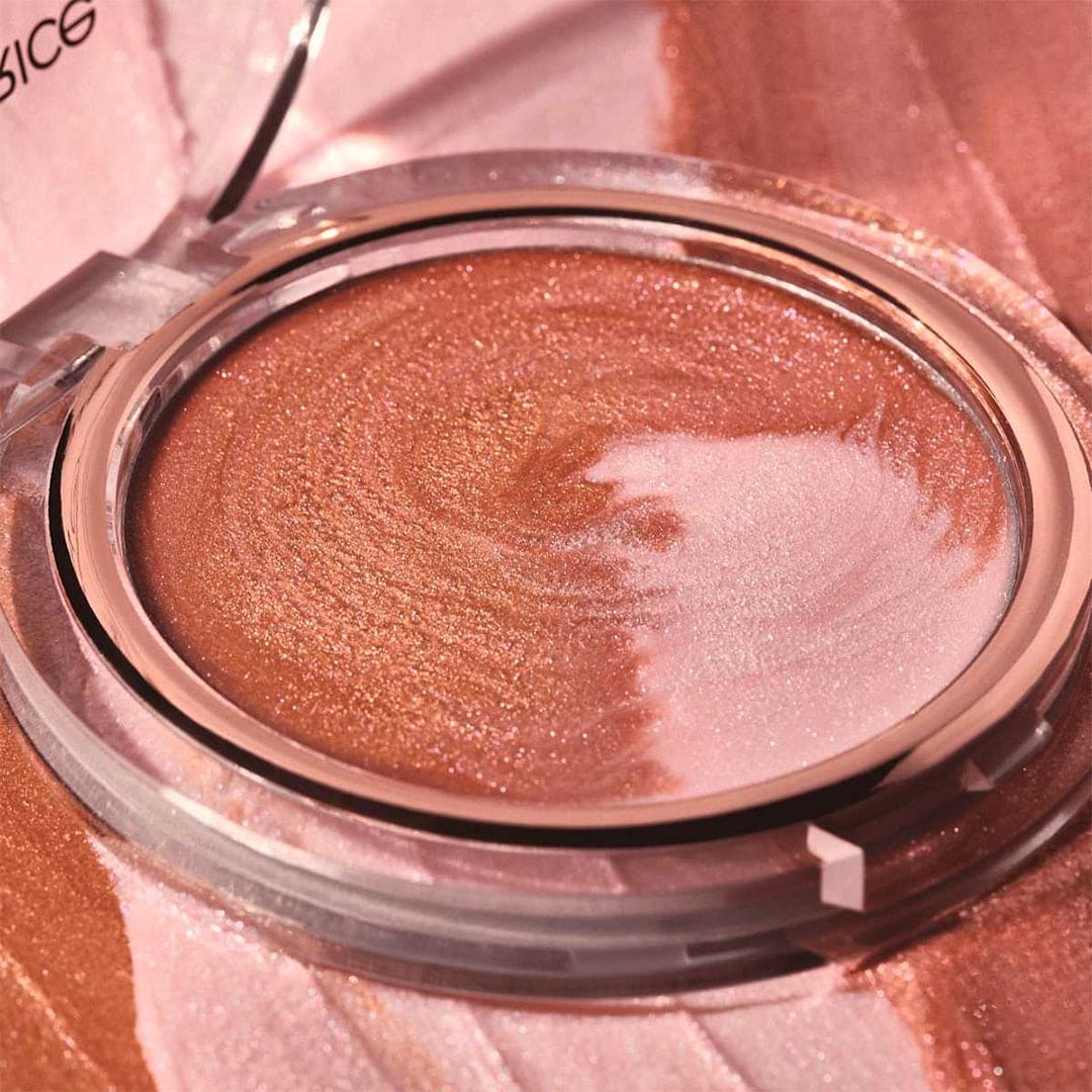 Catrice Highlighter Aura Glam Balm - 010 A Swirl Of Rose Highlighter - XOXO cosmetics