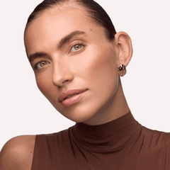 Catrice Sun Lover Glow Baked Bronzing Powder - 010 Sun-Kissed Bronze Bronzer - XOXO cosmetics