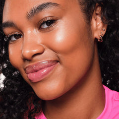 Essence Baby Got Glassy Glow - 10 Golden Aura Highlighter - XOXO cosmetics