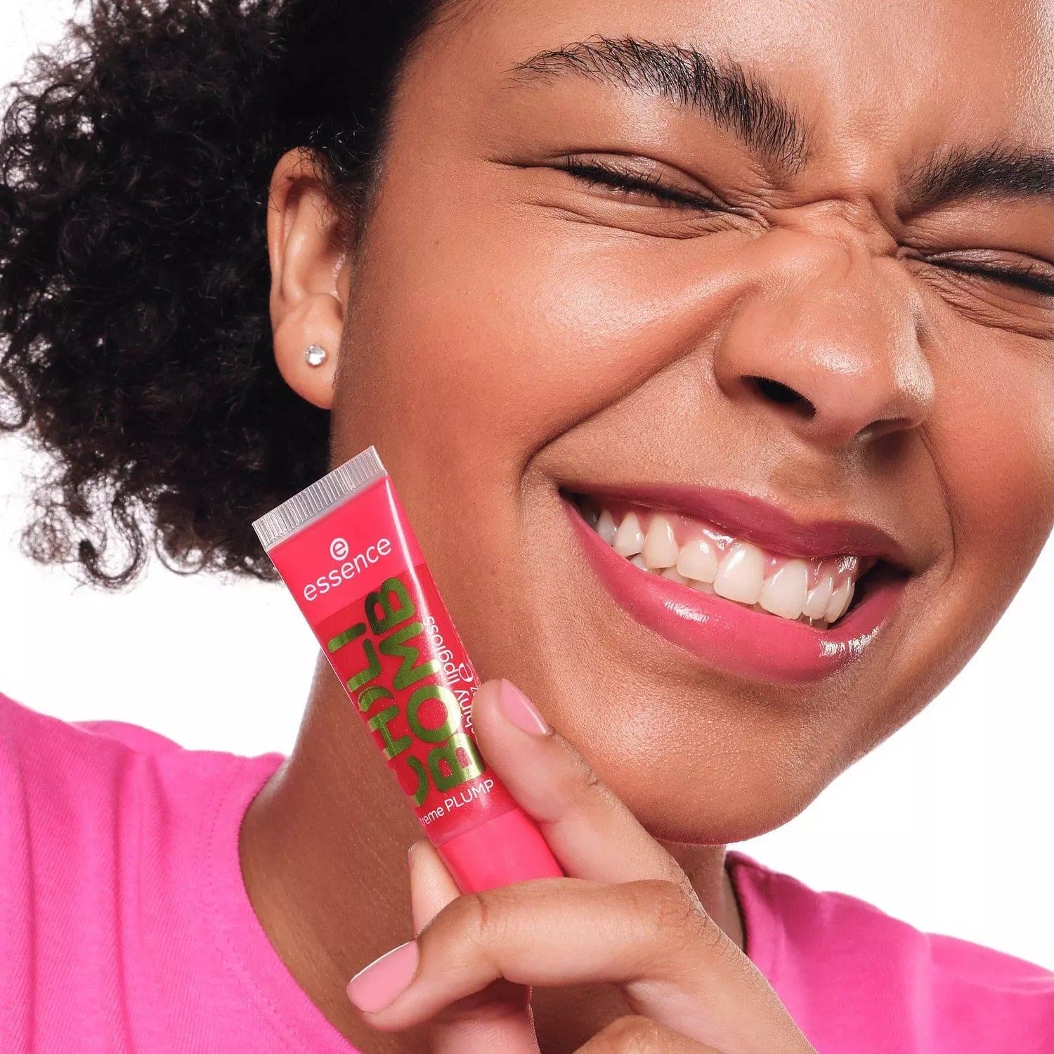 Essence Chili Bomb Extreme Plumping Lip Gloss - 01 Strawberry Salsa Lip Gloss - XOXO cosmetics