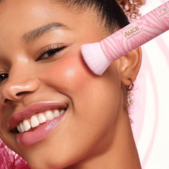 Essence Disney Alice in Wonderland Make-up Buffer Brush Makeup Tools - XOXO cosmetics