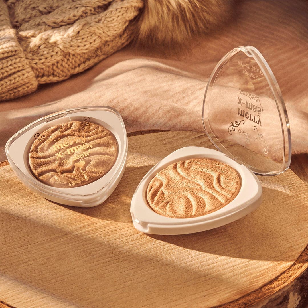 Essence Face Highlighter Merry X-Mas, My Deer! Highlighter - XOXO cosmetics