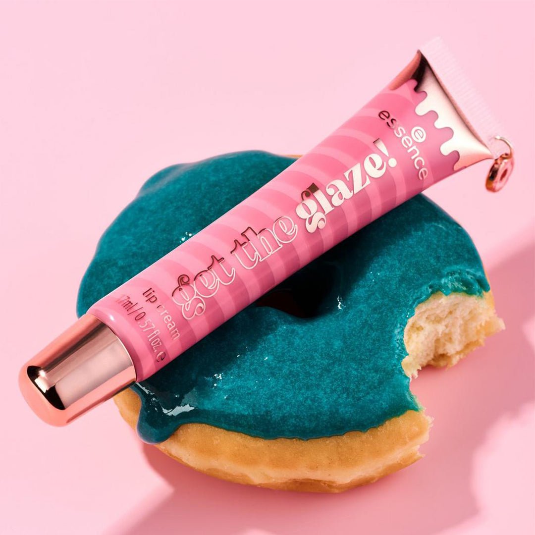 Essence Get The Glaze Lip Cream - 01 Vanilla Strawberry Drip Lip Gloss - XOXO cosmetics