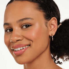 Essence Radiant Light Face Palette - 10 Glow Icon Highlighter - XOXO cosmetics