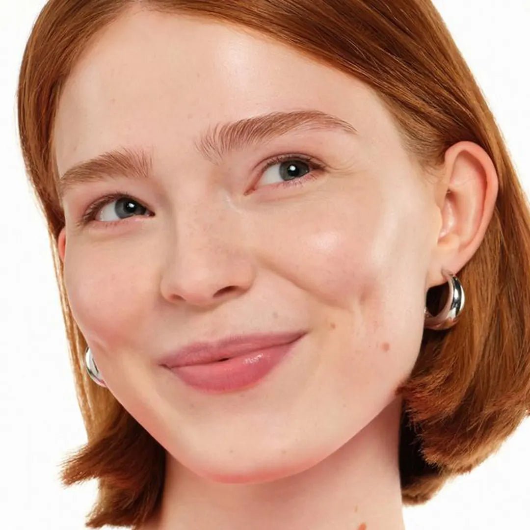 Essence Silky Blur Hydrating Longwear Foundation Foundation - XOXO cosmetics