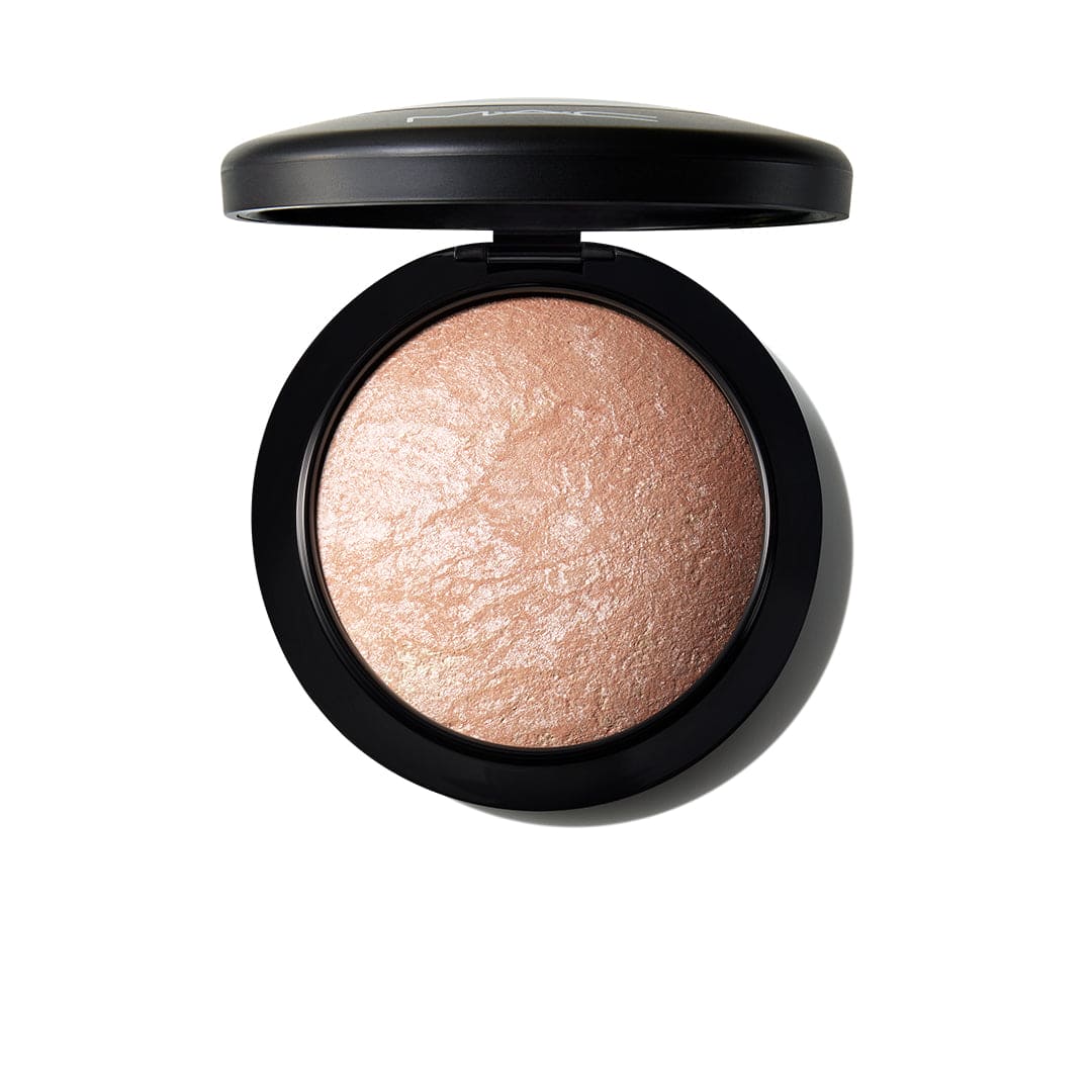 MAC Soft & Finish Mineralize Skinfinish Highlighter Highlighter - XOXO cosmetics