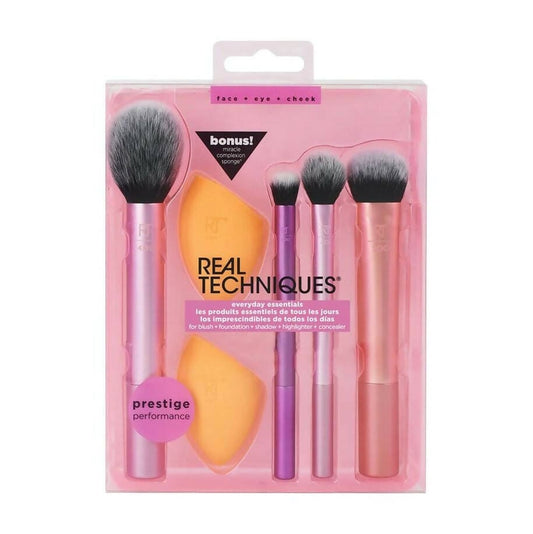 Real Techniques Everyday Essentials Makeup Brush Set with Bonus Miracle Complexion Sponge Makeup Tools - XOXO cosmetics