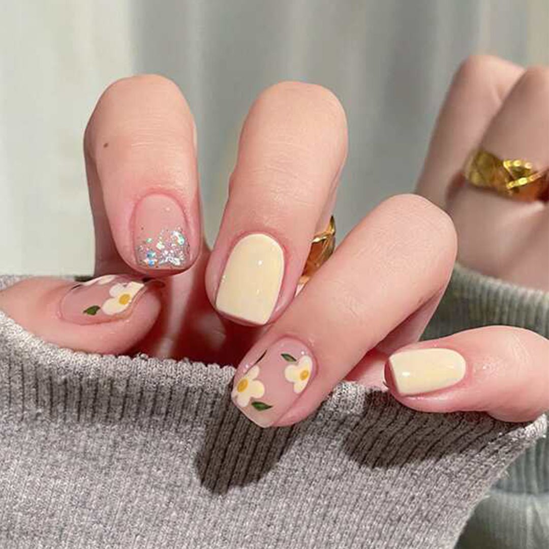SHEIN 24pcs Medium Square Yellow Floral PatternPress On Nails Press On Nails - XOXO cosmetics