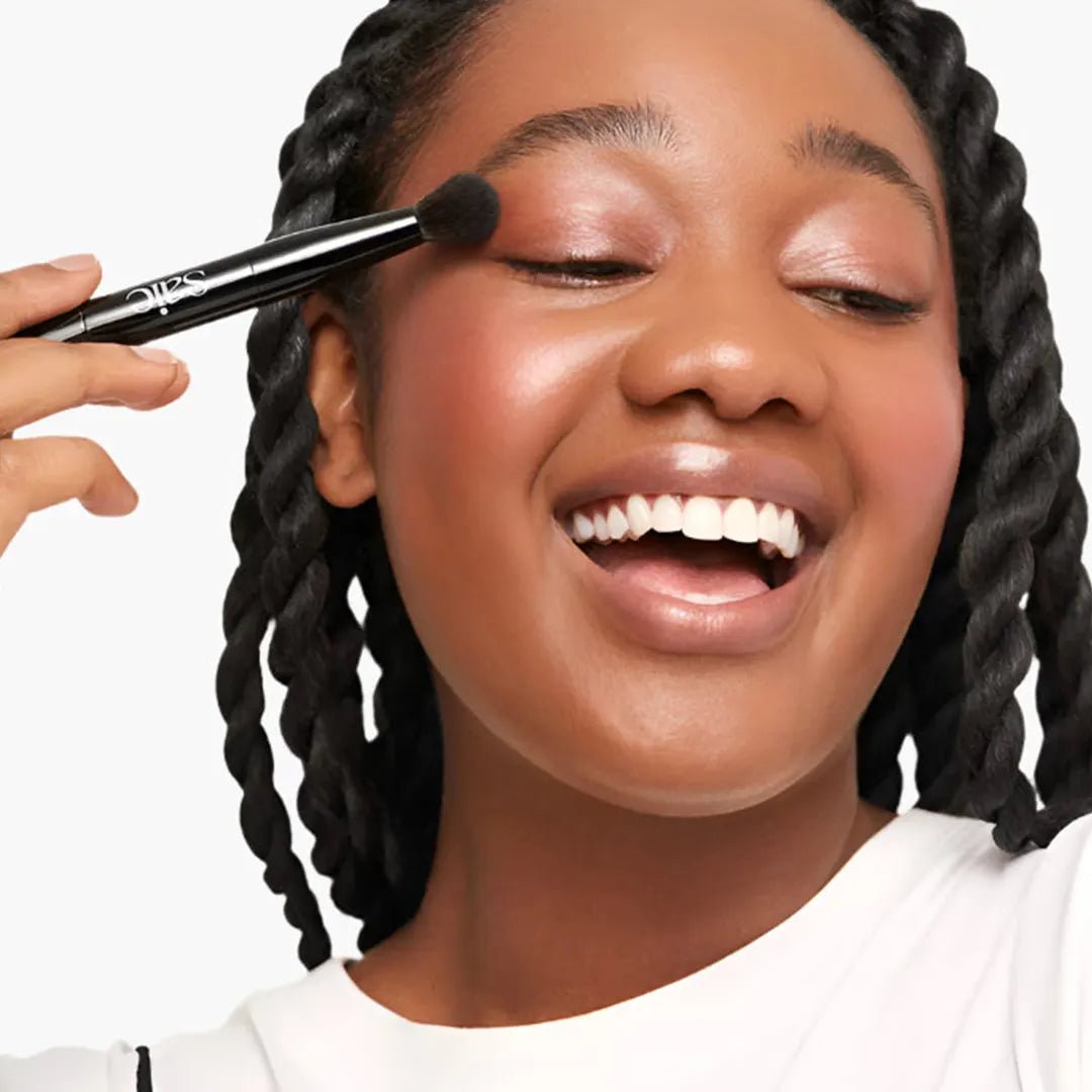 Saie The Double Sculpting Brush Makeup Tools - XOXO cosmetics