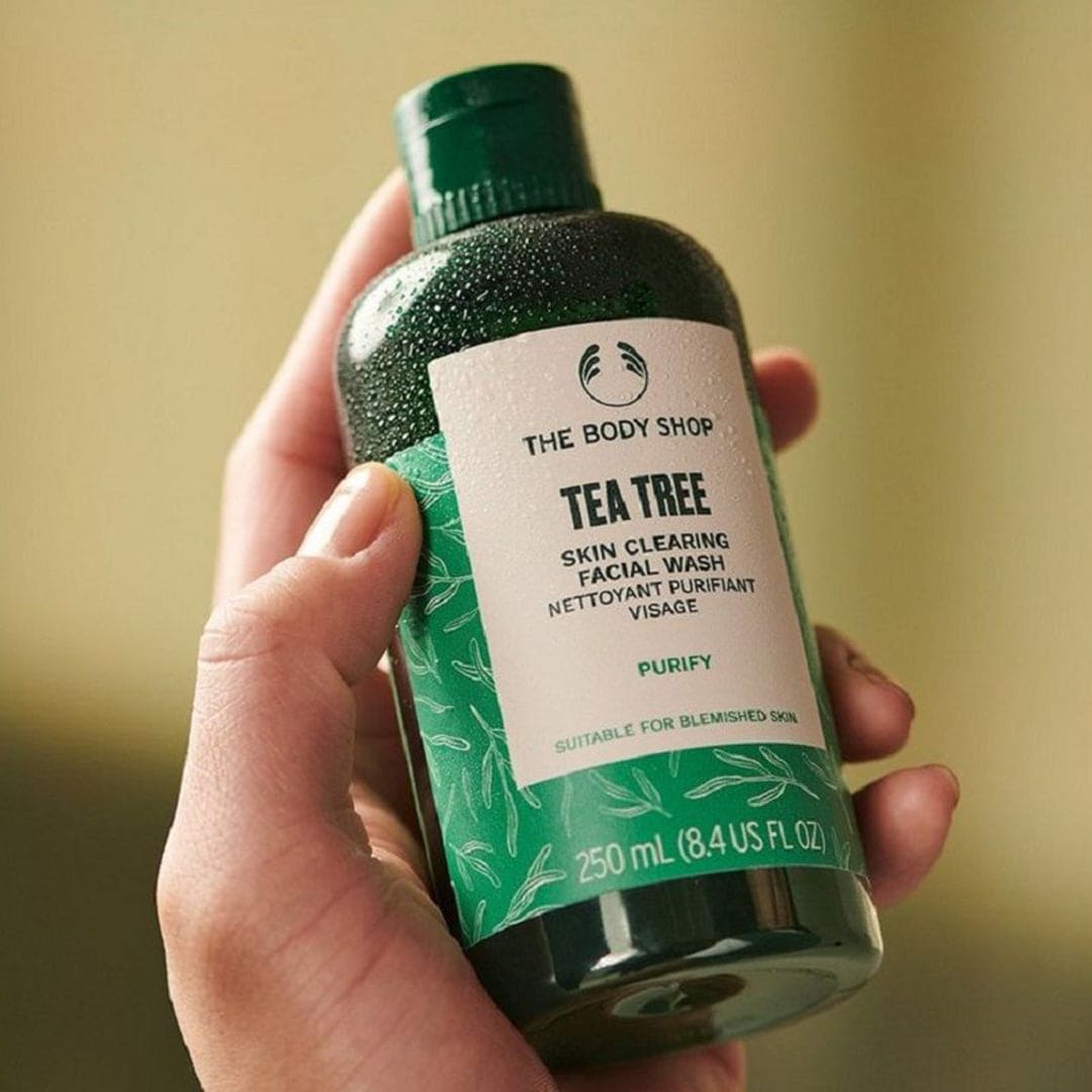 The Body Shop Tea Tree Skin Clearing Facial Wash - 250ml Facial Wash - XOXO cosmetics